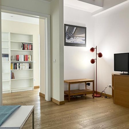 Joivy Cosy Ticinese Retreat 1-Bed Flat Near The Duomo Apartment Milan Luaran gambar